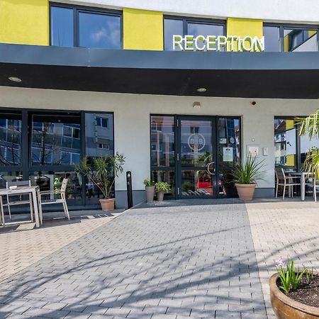 B&B Hotel Schweinfurt-City Экстерьер фото