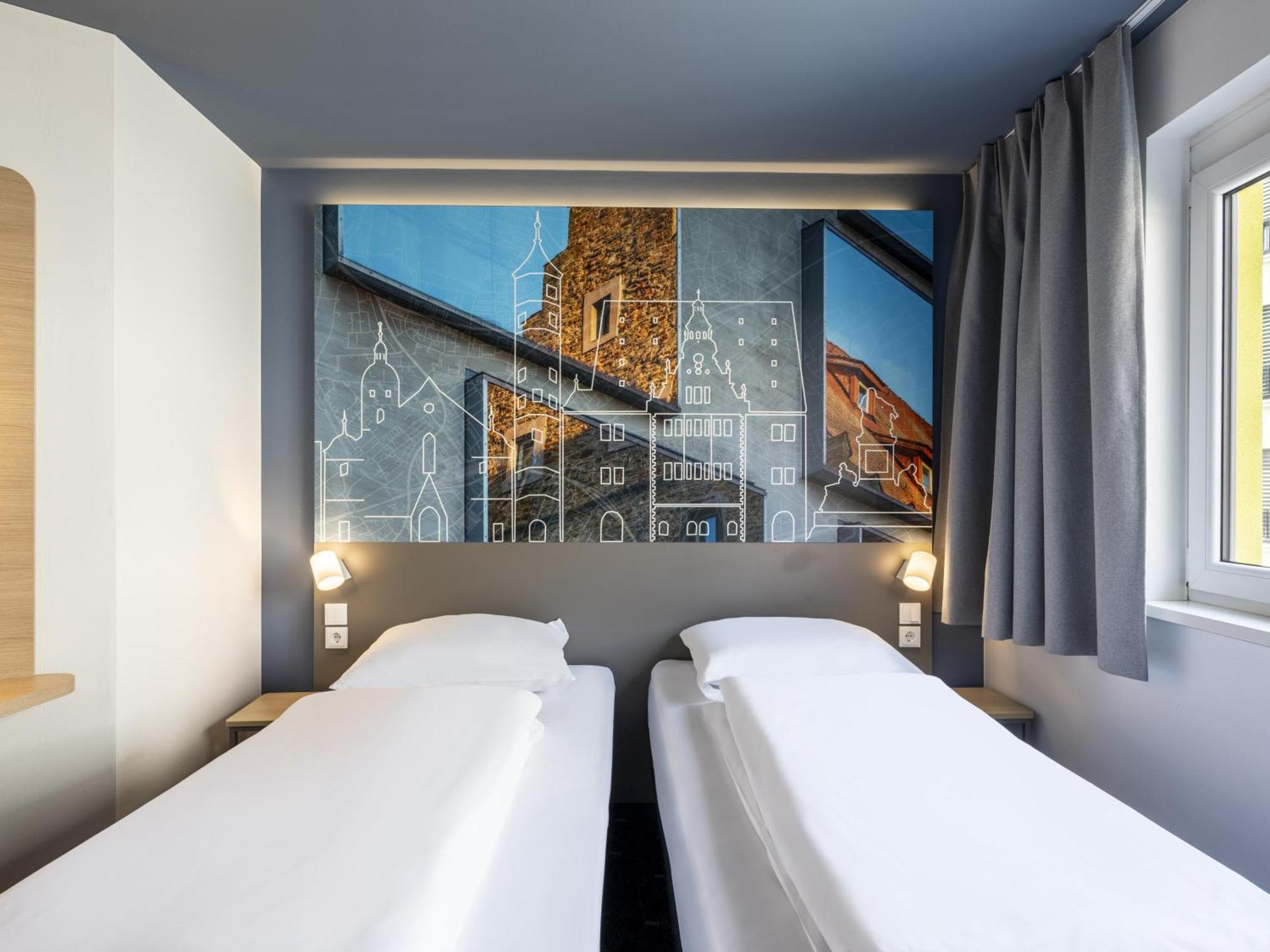 B&B Hotel Schweinfurt-City Экстерьер фото