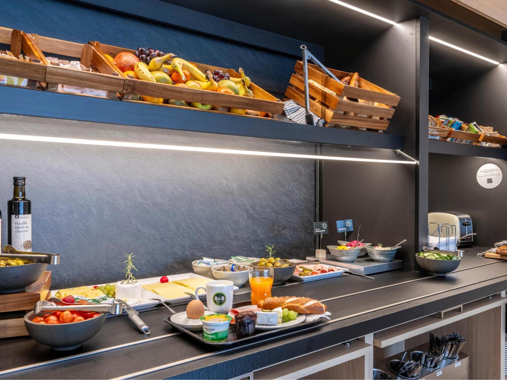 B&B Hotel Schweinfurt-City Экстерьер фото