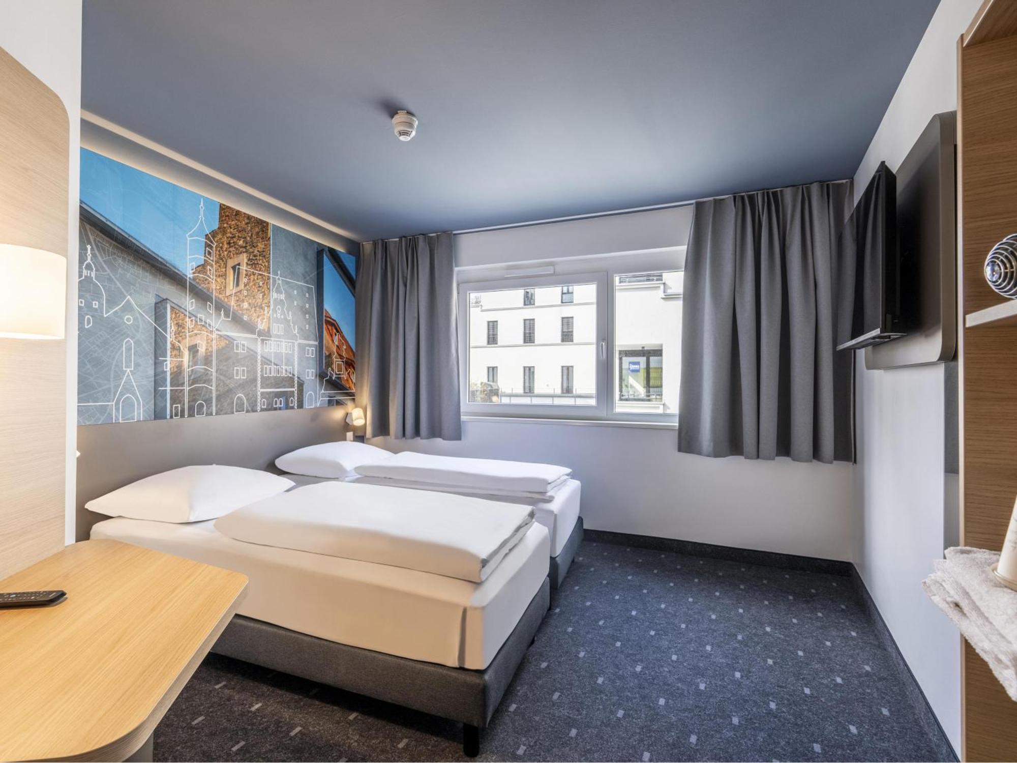 B&B Hotel Schweinfurt-City Экстерьер фото